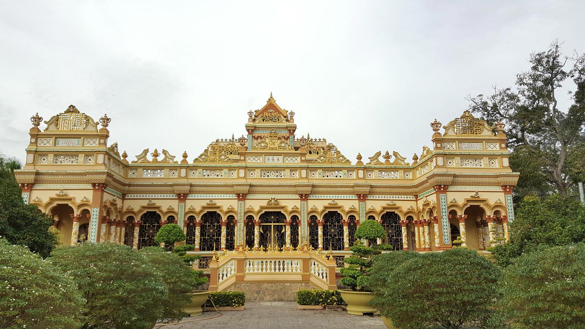 vinh trang pagoda vietnam deluxegrouptour collect - GCMV00003